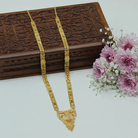FORMING MANGALSUTRA