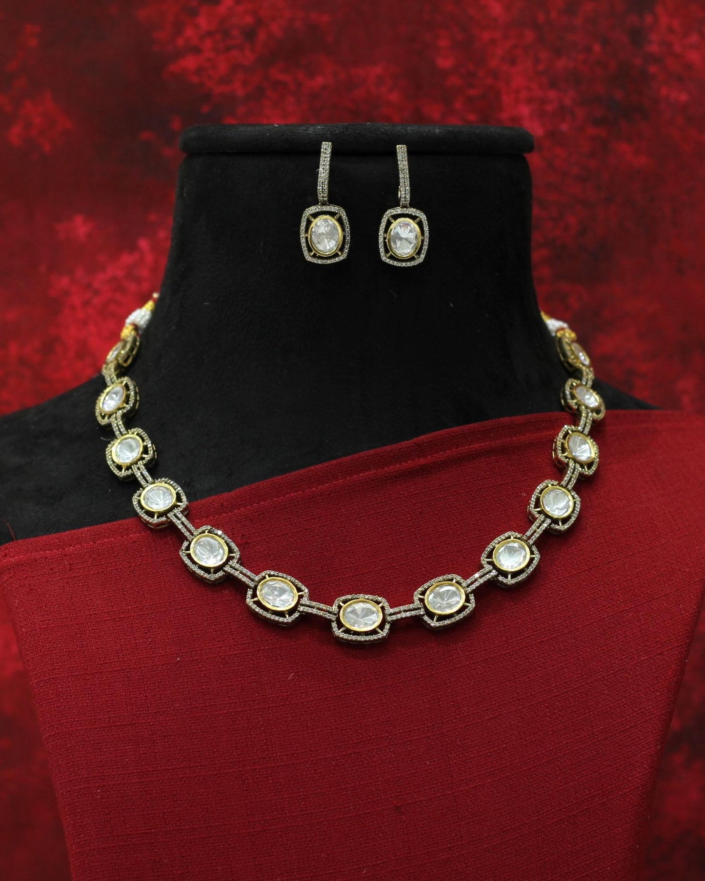 KUNDAN NECKLACE