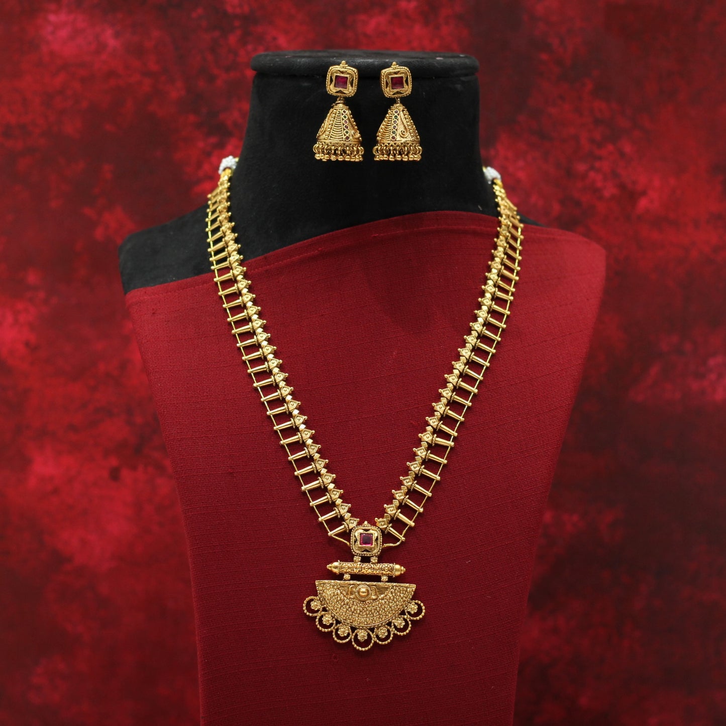 MATT NECKLACE SET