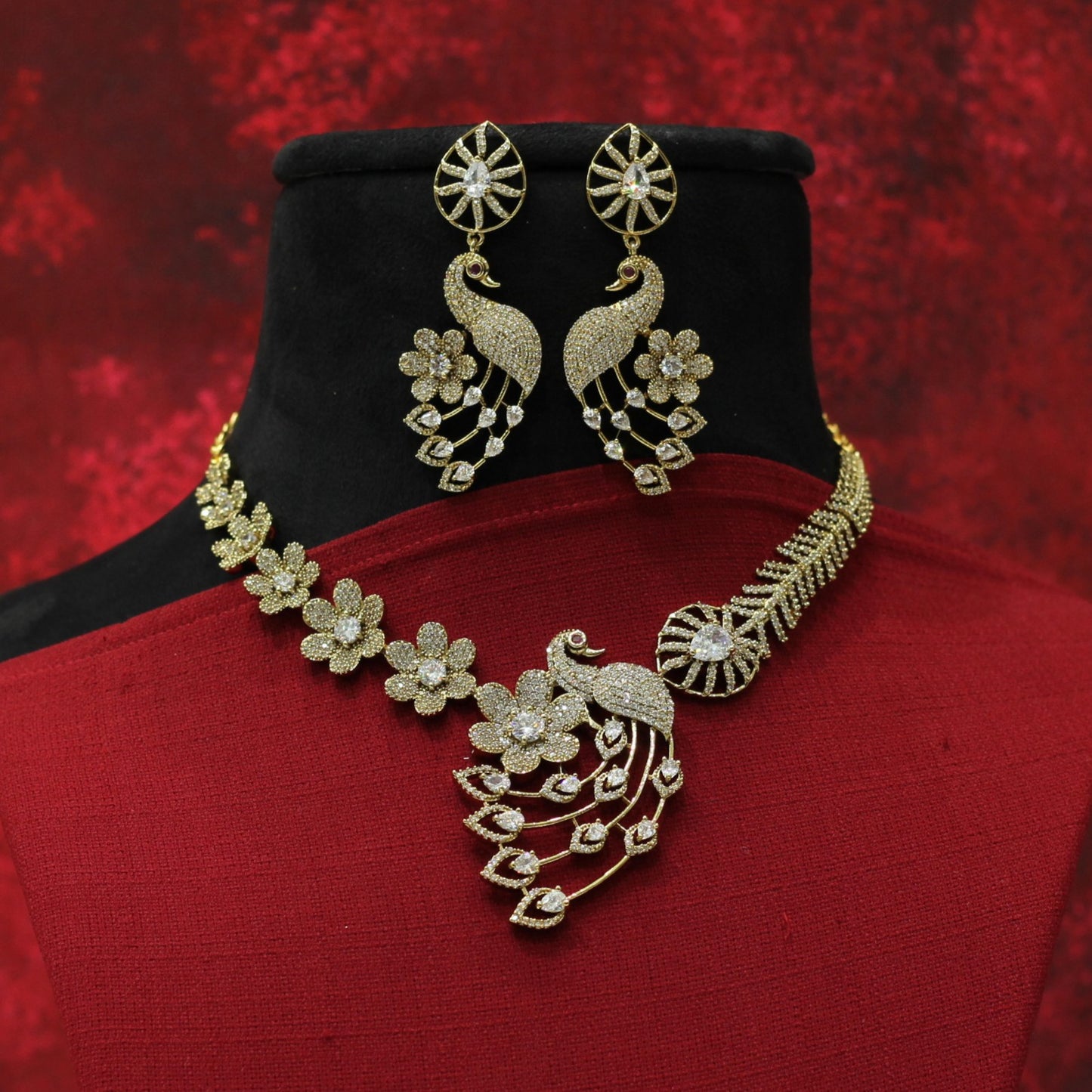VICTORIEN NECKLACE SET