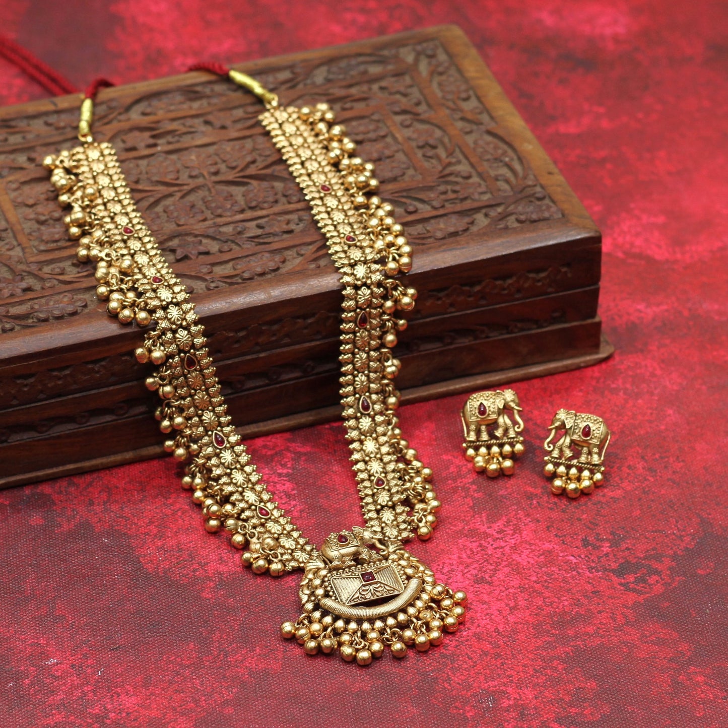 RAJWADI MATT KOLHAPURI SAAZ NECKLACE