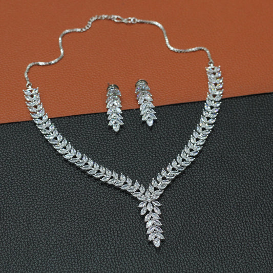 AD NECKLACE SET