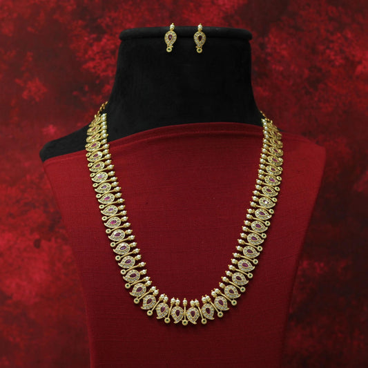 LONG NECKLACE
