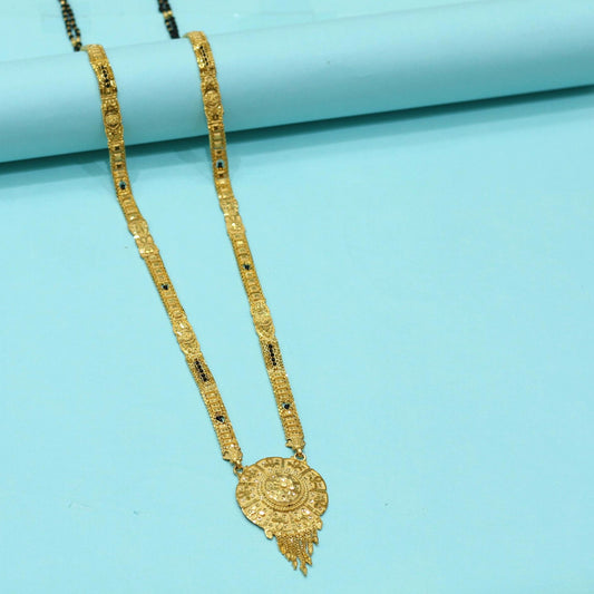 FORMING MANGALSUTRA