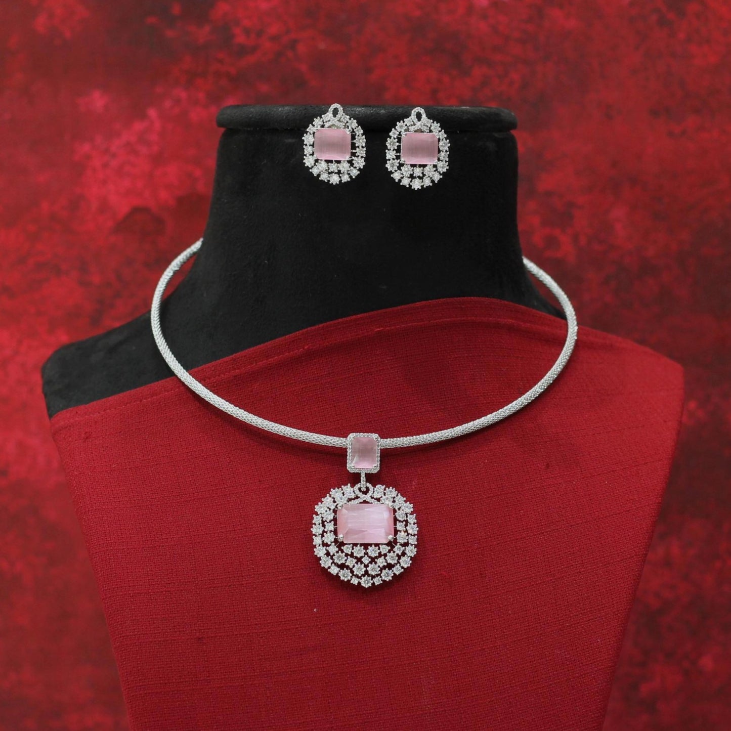 AD NECKLACE SET