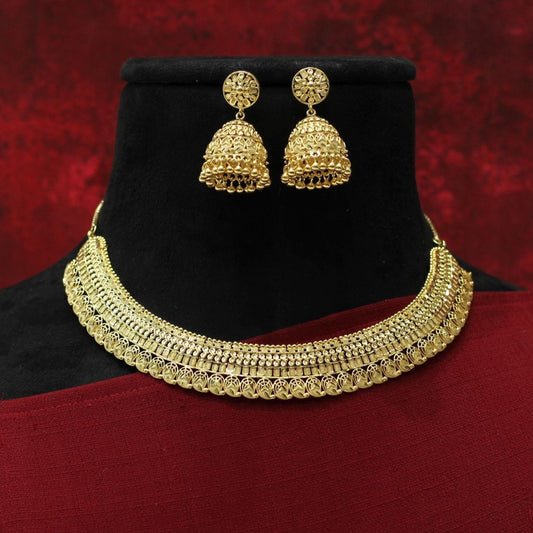 FORMING NECKLACE