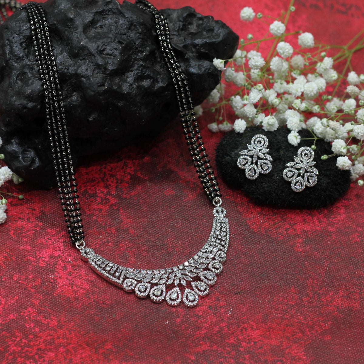AD MANGALSUTRA SET