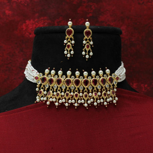 MOTI CHINCHPETI NECKLACE