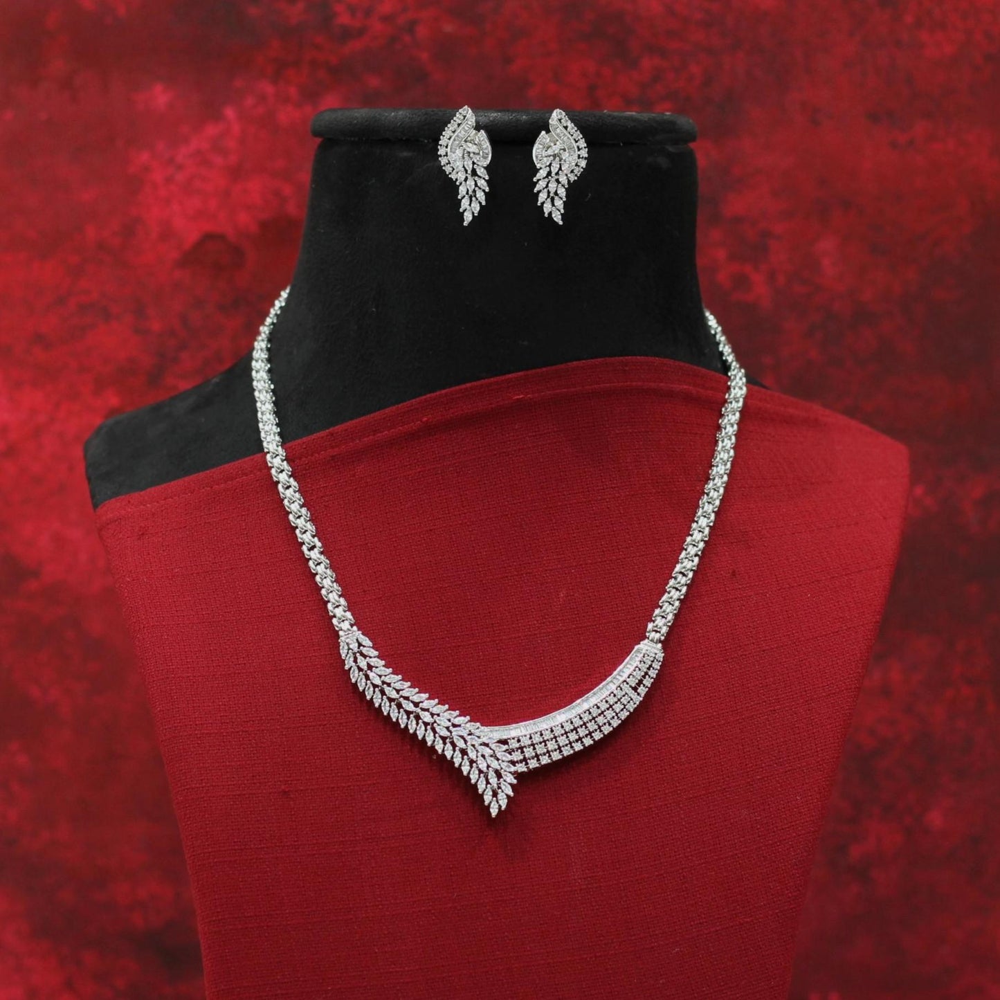 AD NECKLACE SET