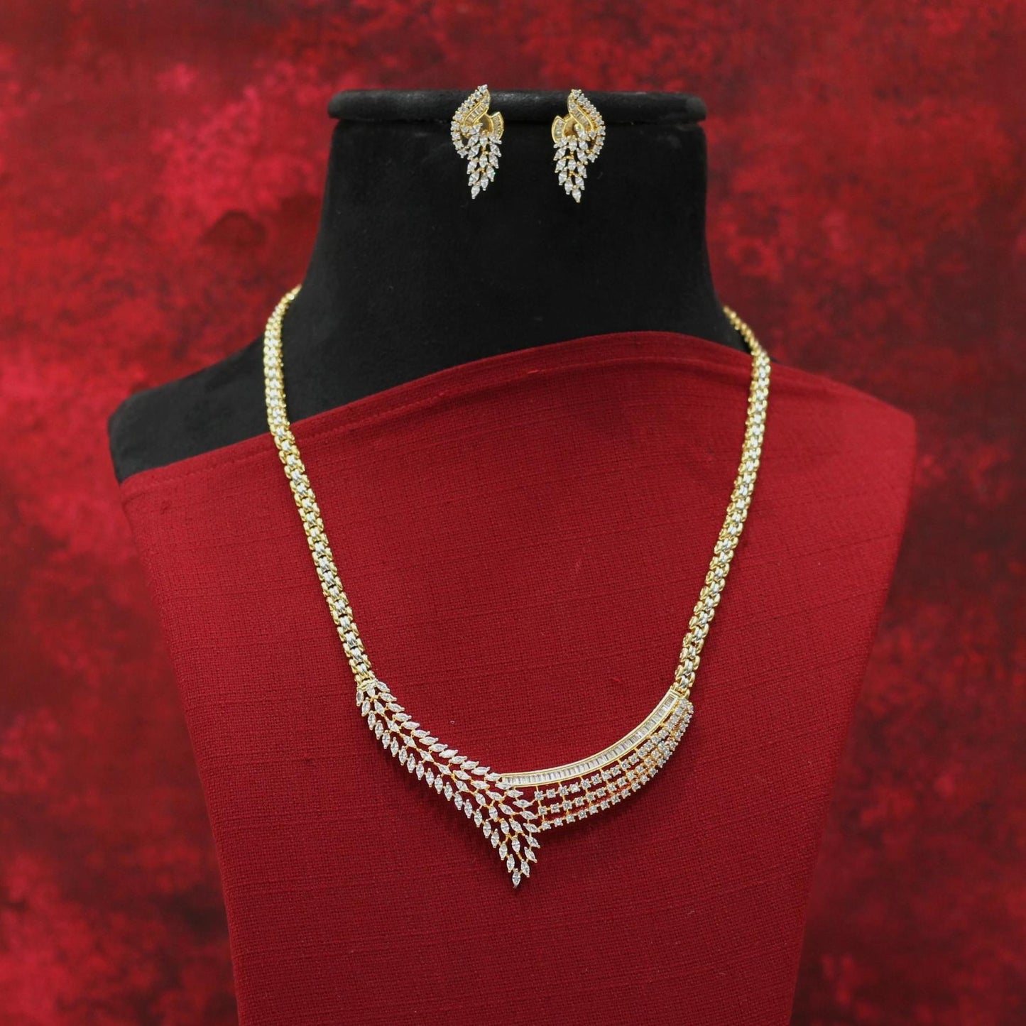 AD NECKLACE SET