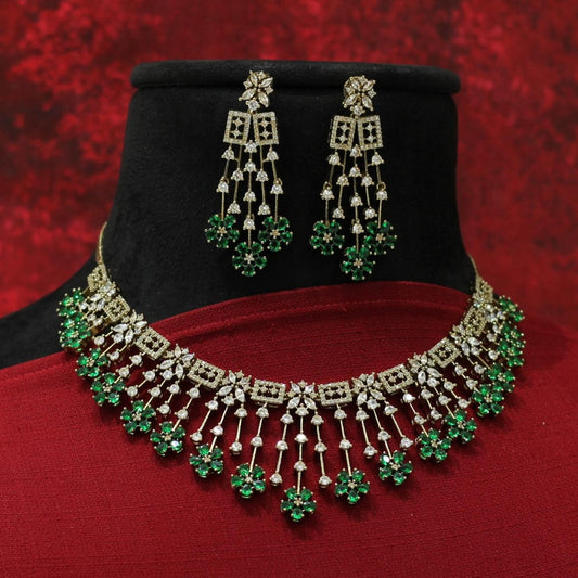 VICTORIAN ANTIQUE AD NECKLACE SET