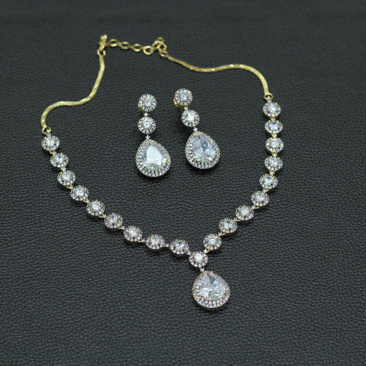 AD NECKLACE SET