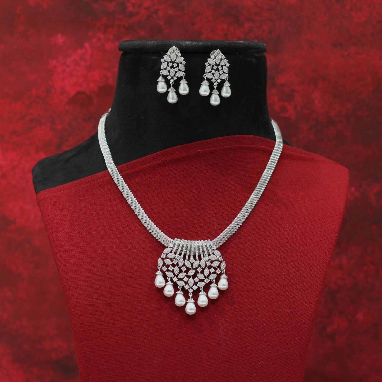 AD NECKLACE SET