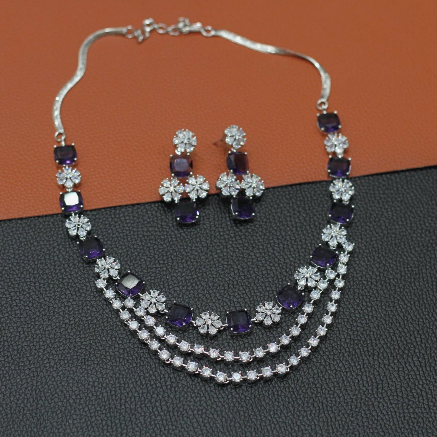 AD NECKLACE SET