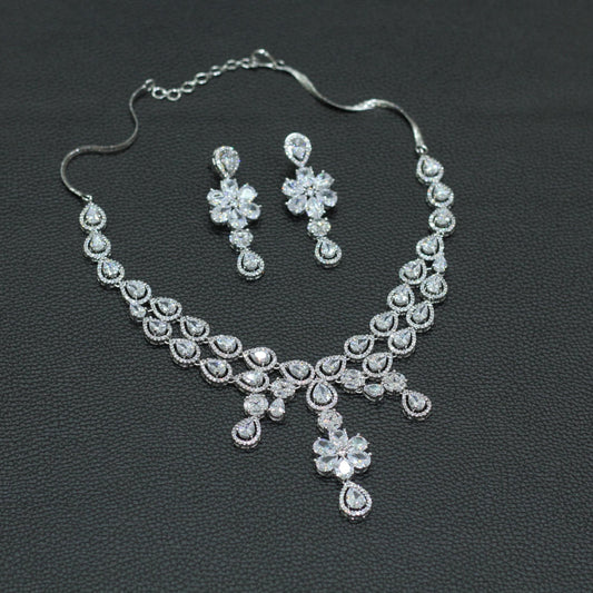 AD NECKLACE SET