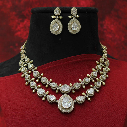 VICTORIAN ANTIQUE AD NECKLACE SET