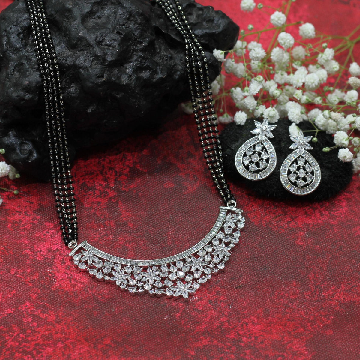 AD MANGALSUTRA SET