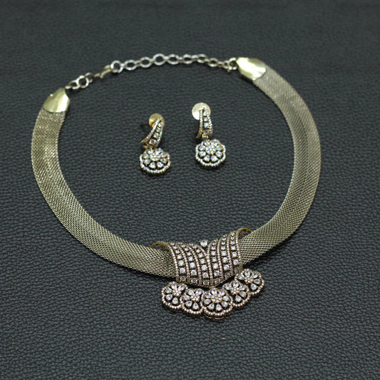 AD NECKLACE SET