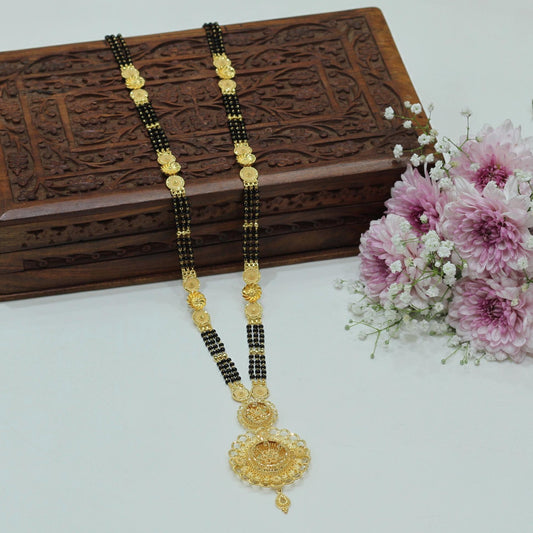 FORMING MANGALSUTRA