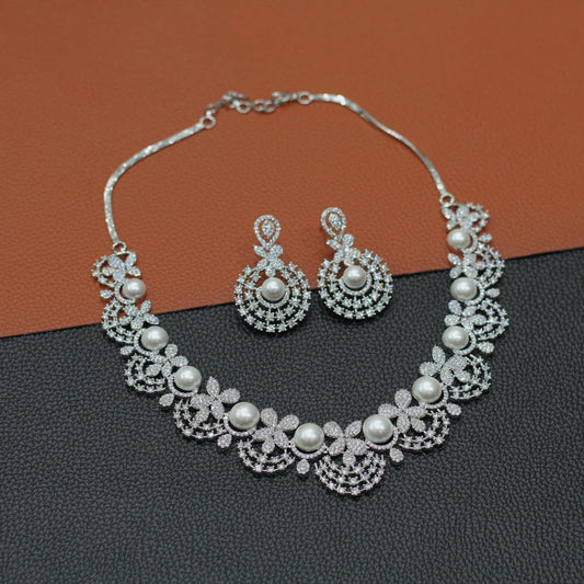AD NECKLACE SET