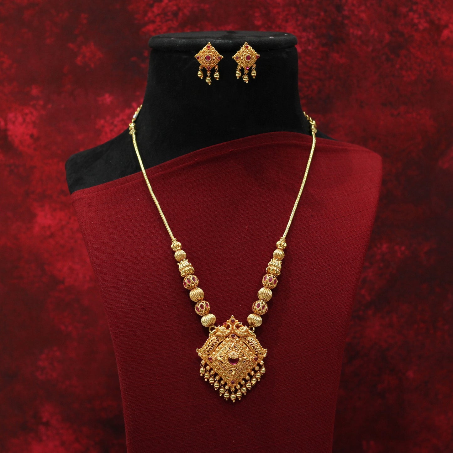 GHERU NECKLACE SET