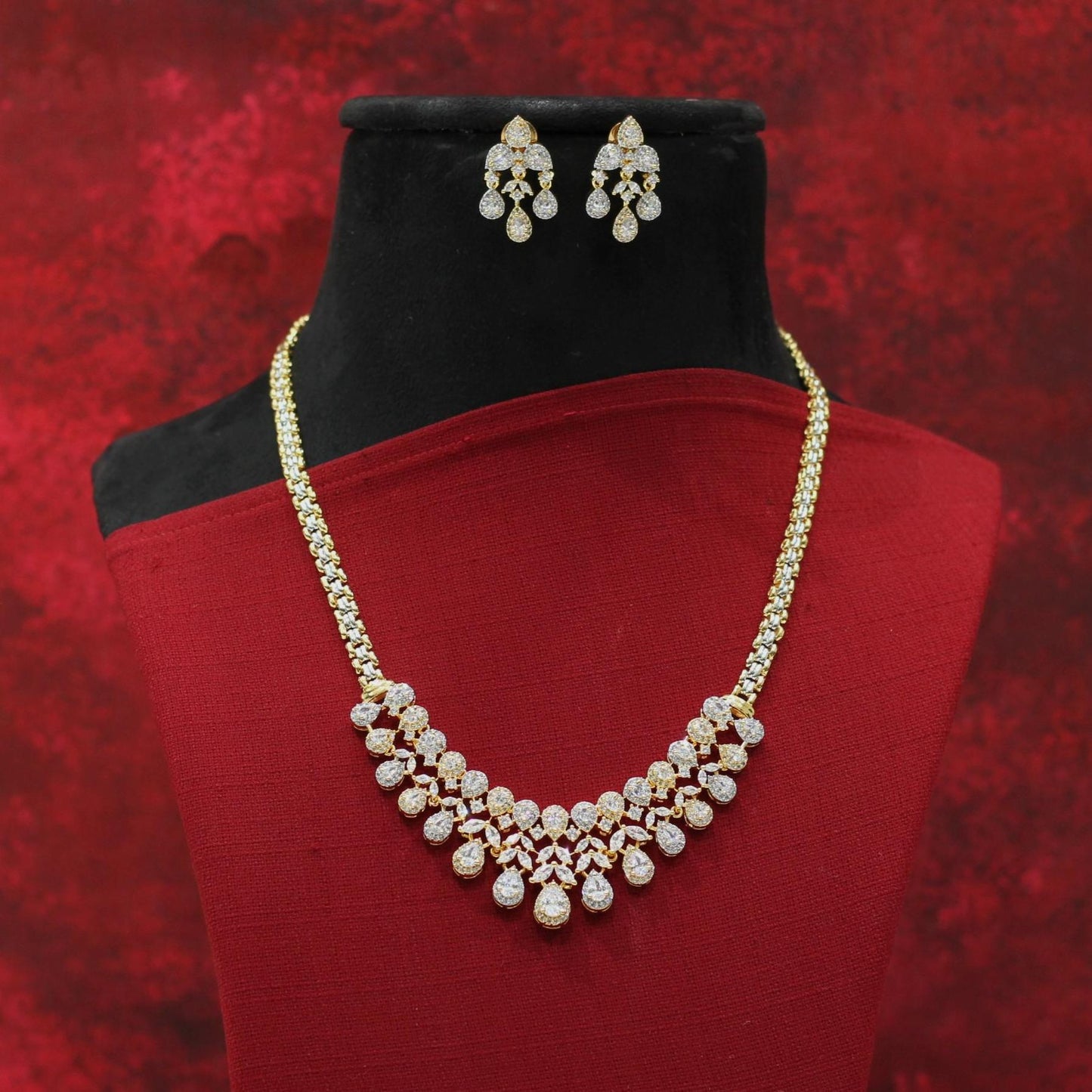 AD NECKLACE SET