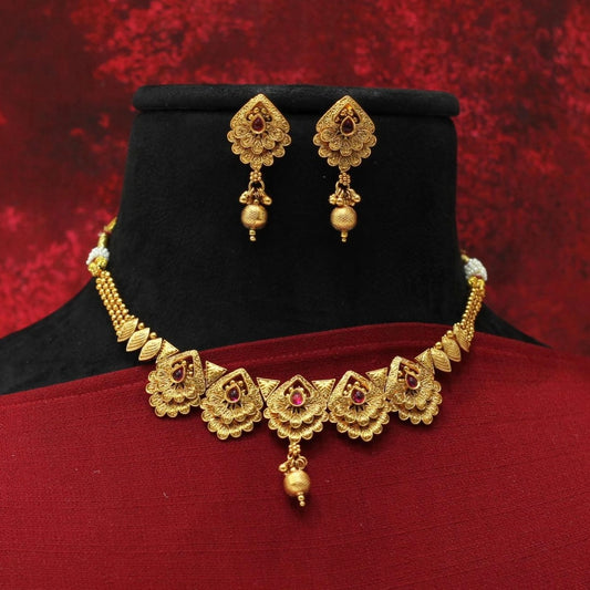 Matt Necklace Set