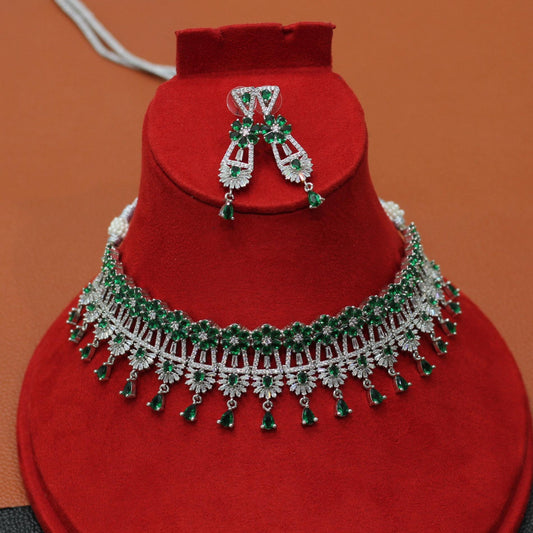 AD NECKLACE SET