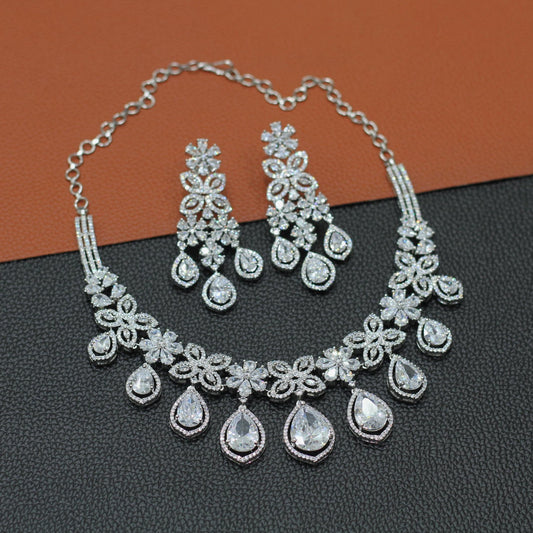 AD NECKLACE SET