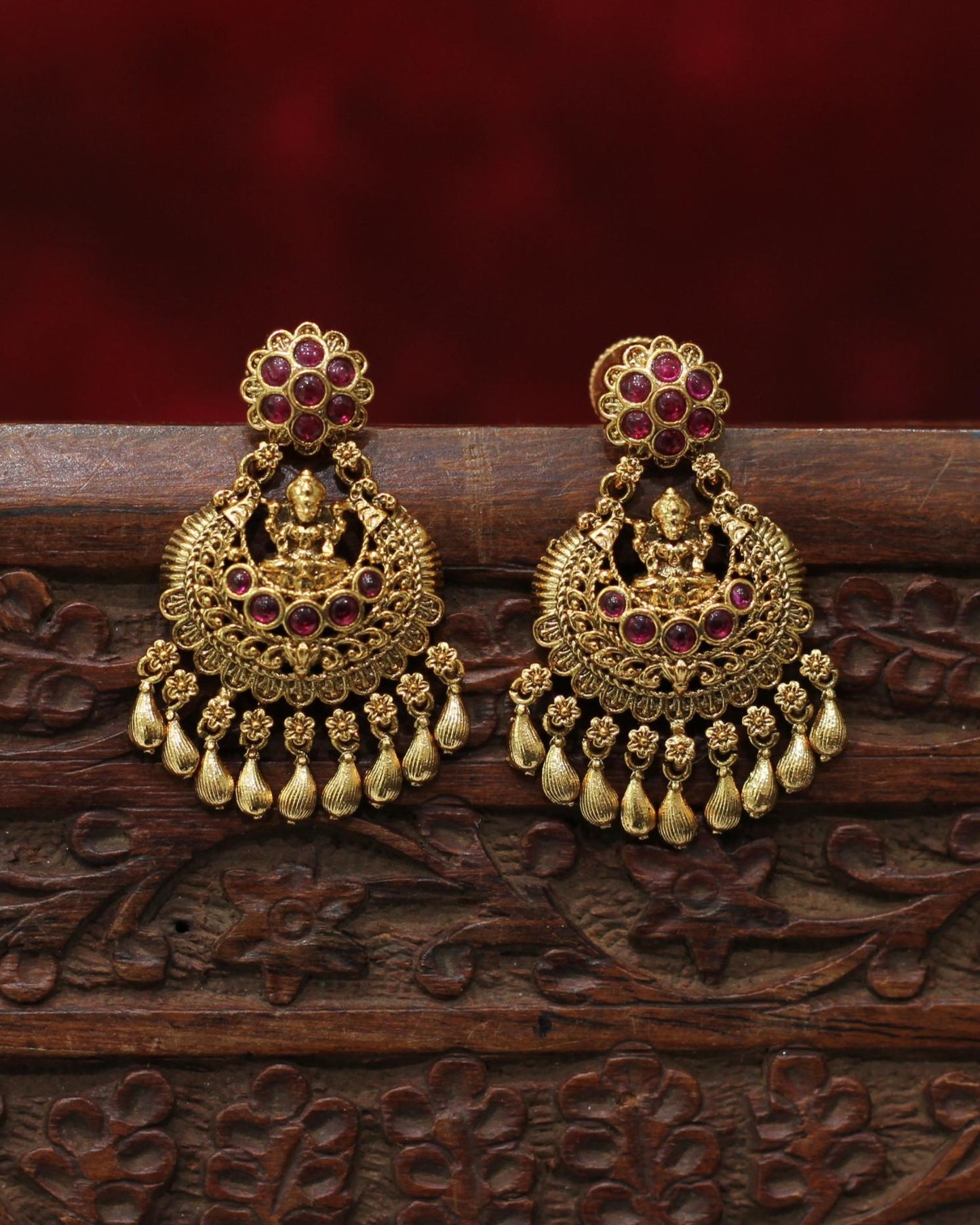 MATT EARRING