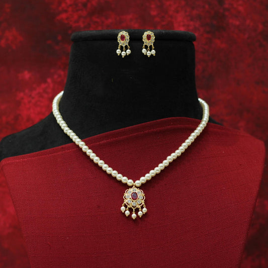 MOTI PENDENT SET
