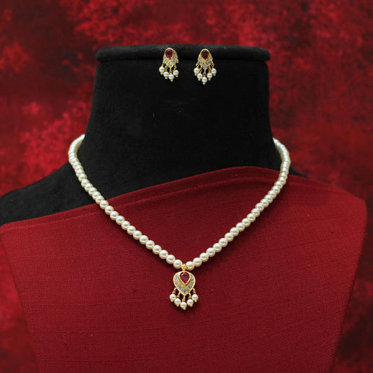 MOTI PENDENT SET