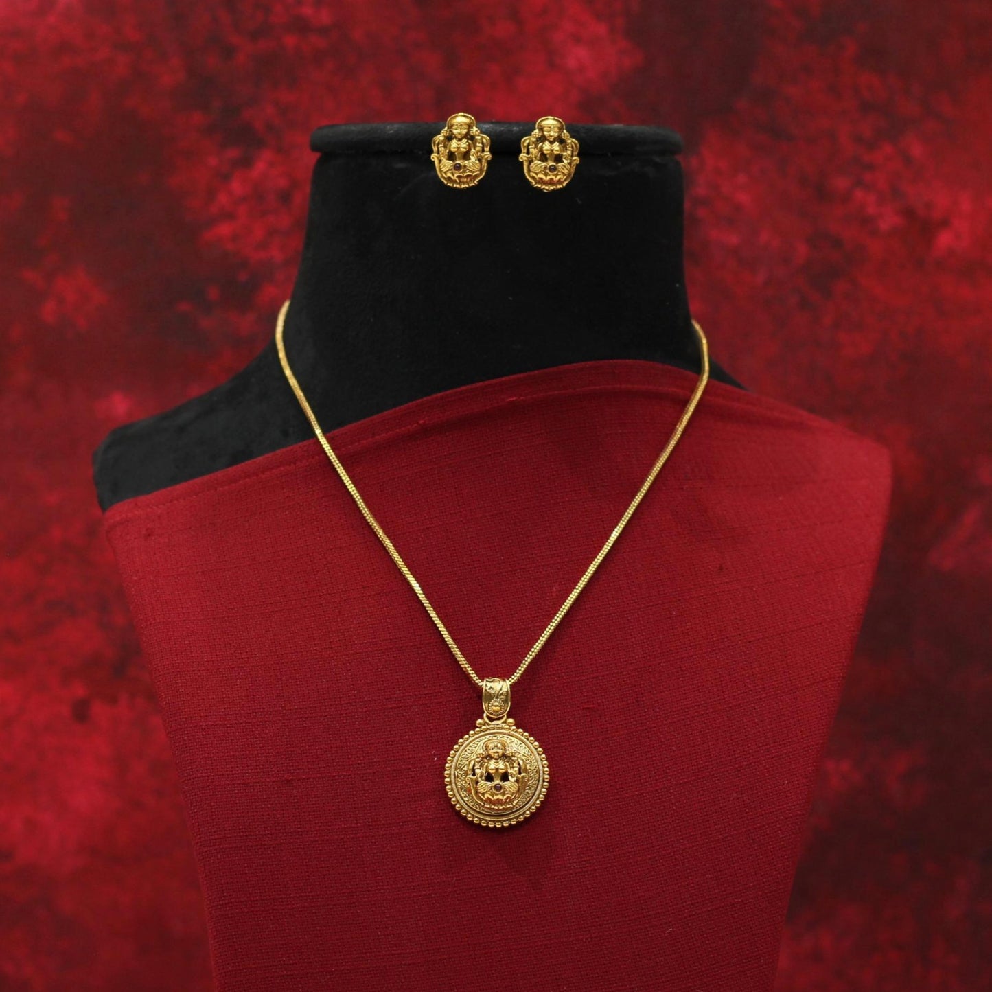 MATT CHAIN PENDENT NECKLACE SET
