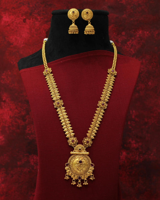 Matt Finish Long Necklace Set