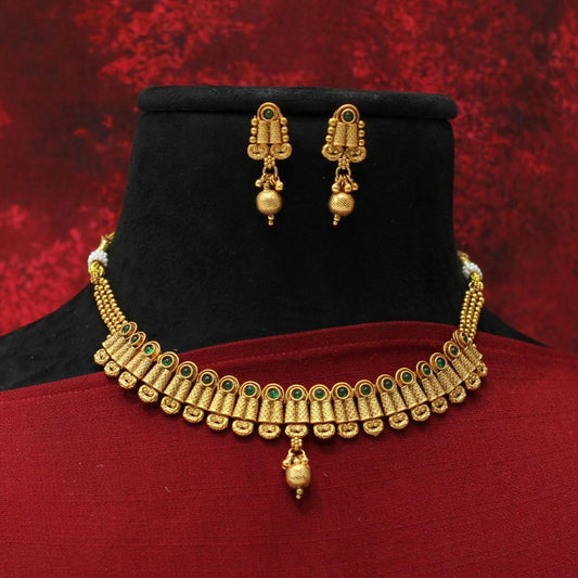 Matt Necklace Set