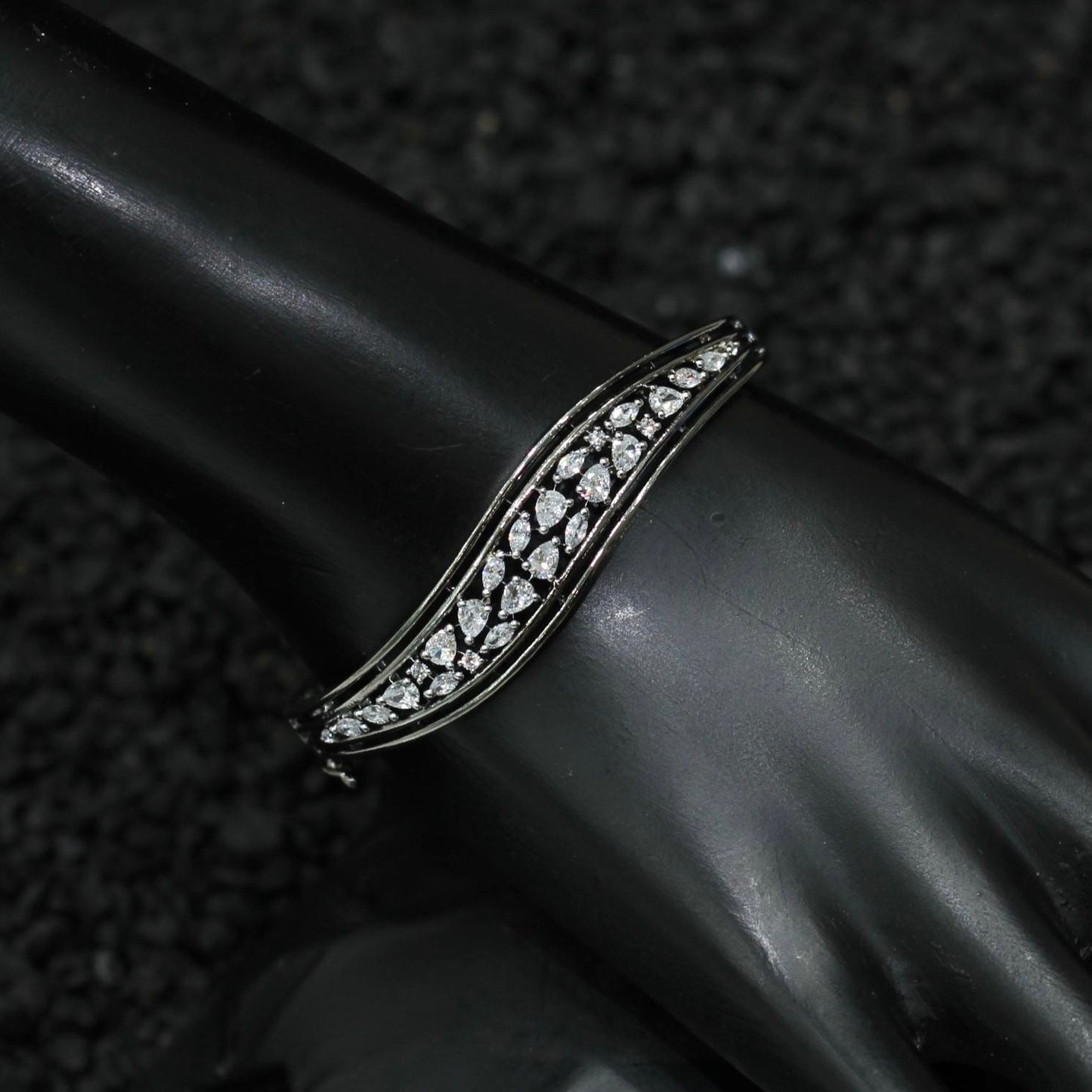 Black Polish Victorian Finish AD Kada Bracelet