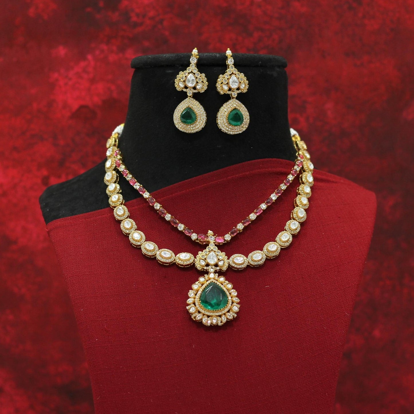 VILANDI KUNDAN NECKLACE SET