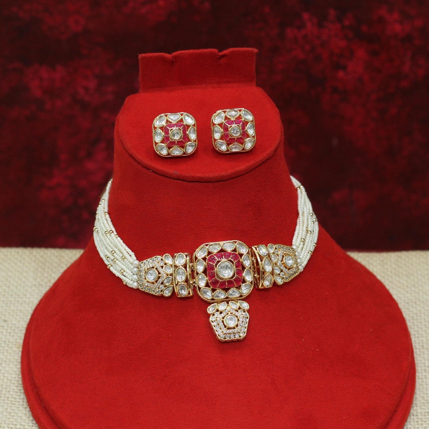 VILANDI KUNDAN NECKLACE SET