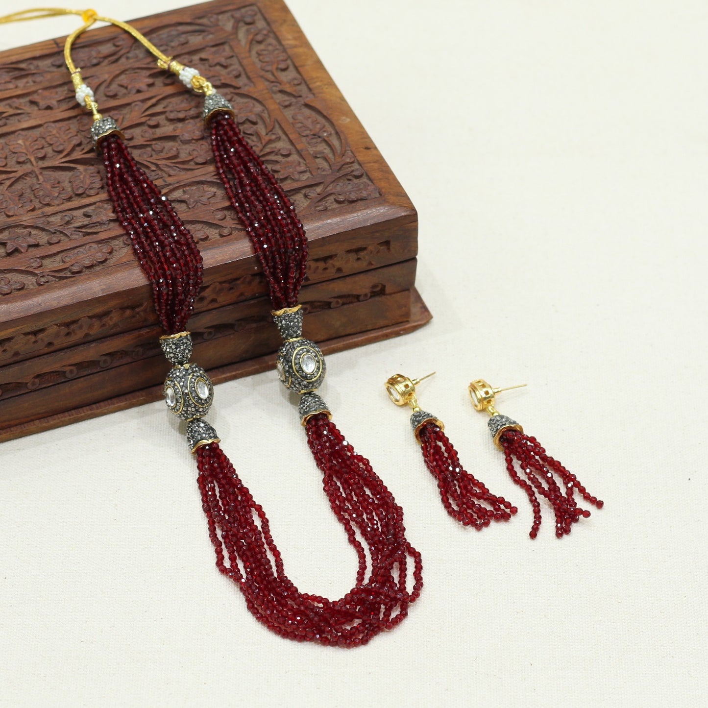 CRYSTAL NECKLACE SET
